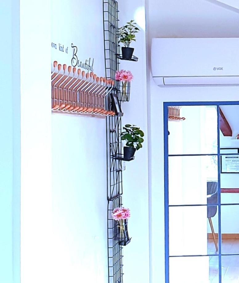Apartments Sandra In The Historical Center Of The City Supetar Εξωτερικό φωτογραφία