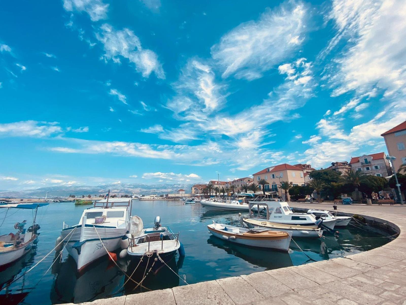 Apartments Sandra In The Historical Center Of The City Supetar Εξωτερικό φωτογραφία