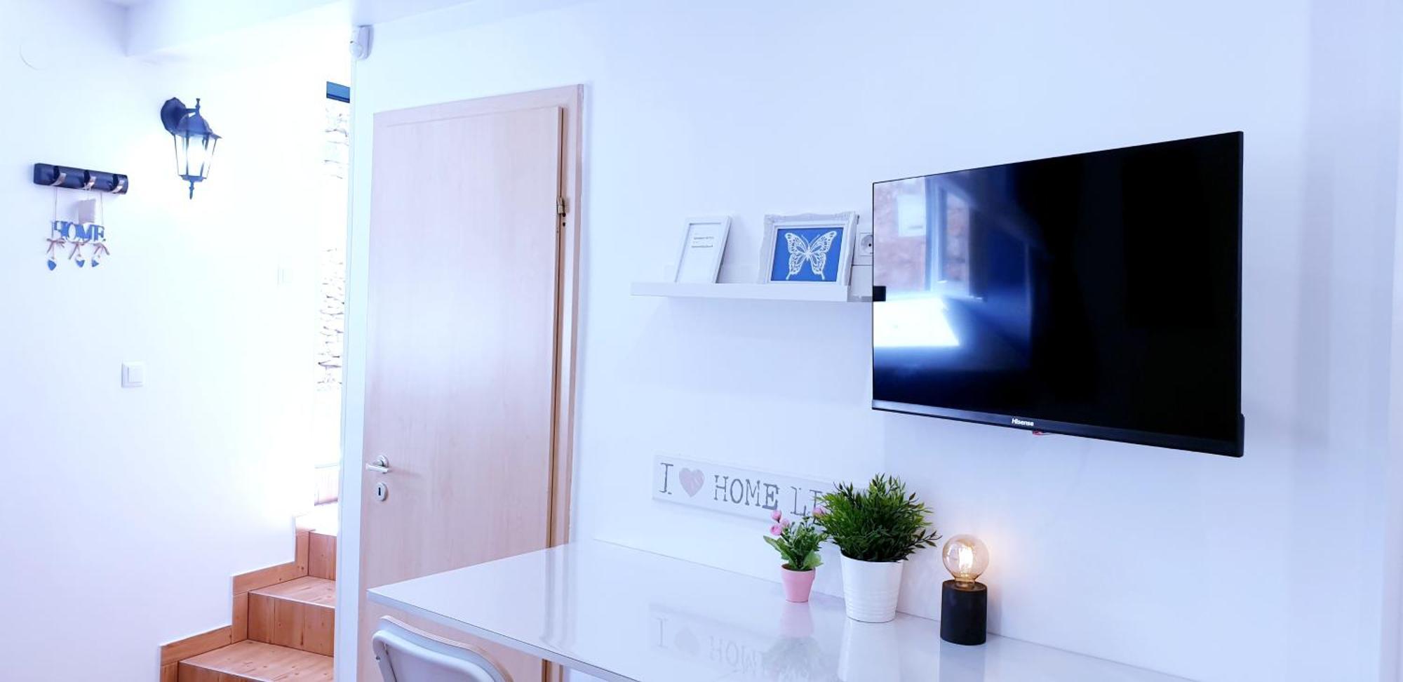 Apartments Sandra In The Historical Center Of The City Supetar Εξωτερικό φωτογραφία