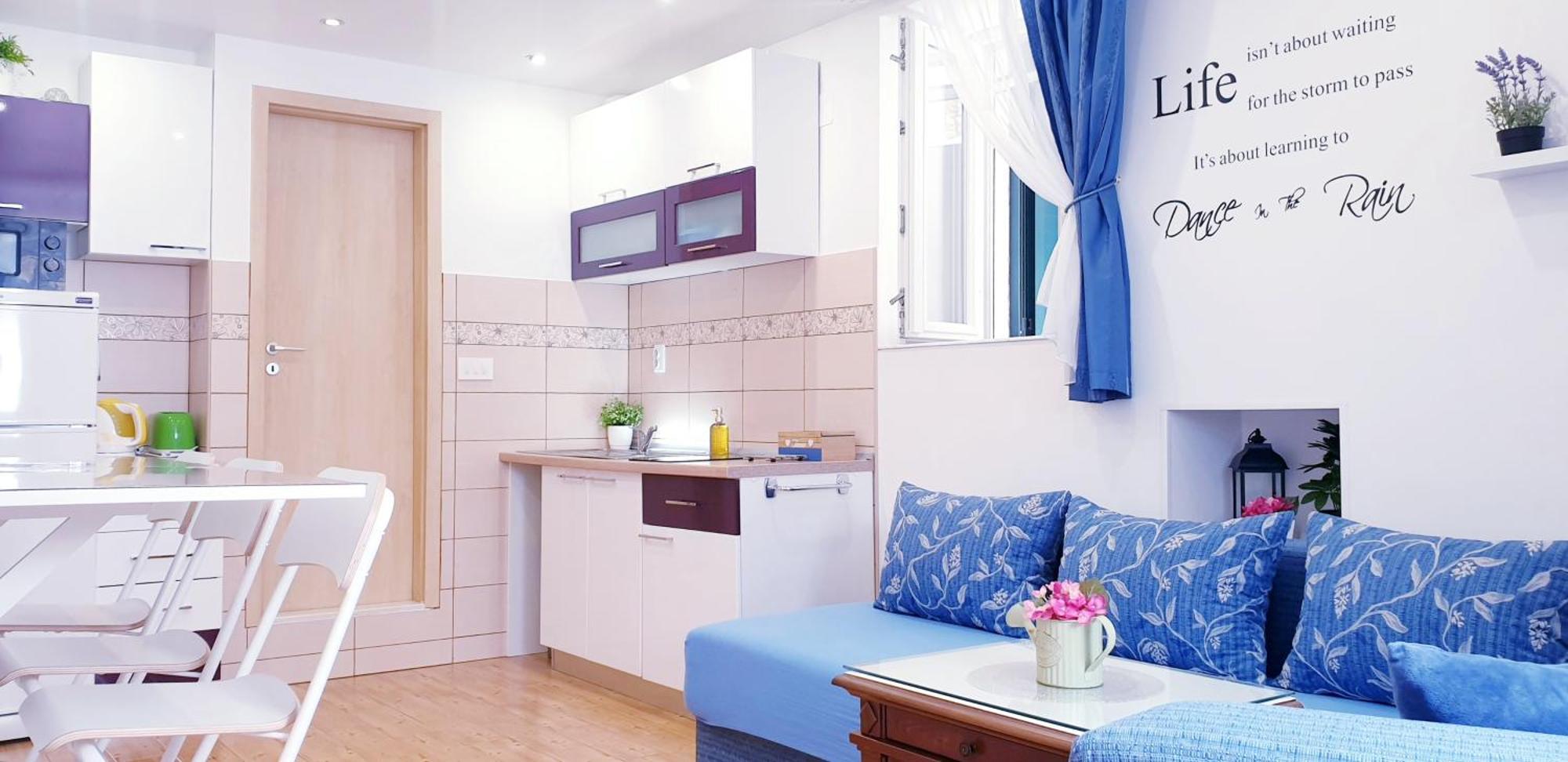 Apartments Sandra In The Historical Center Of The City Supetar Εξωτερικό φωτογραφία